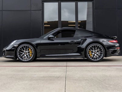 2014 Porsche 911 911 Turbo S Coupe