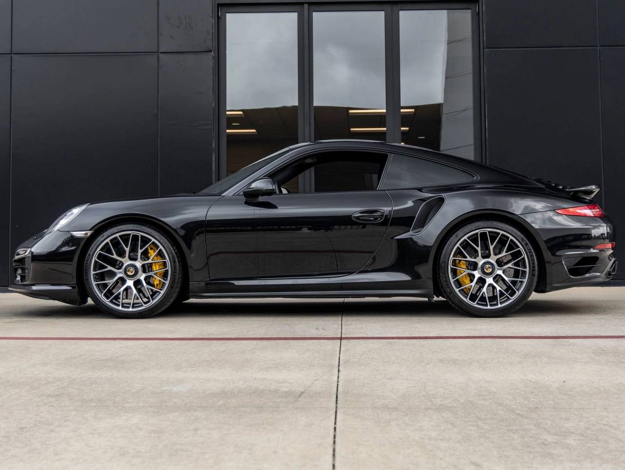 2014 Porsche 911 911 Turbo S Coupe