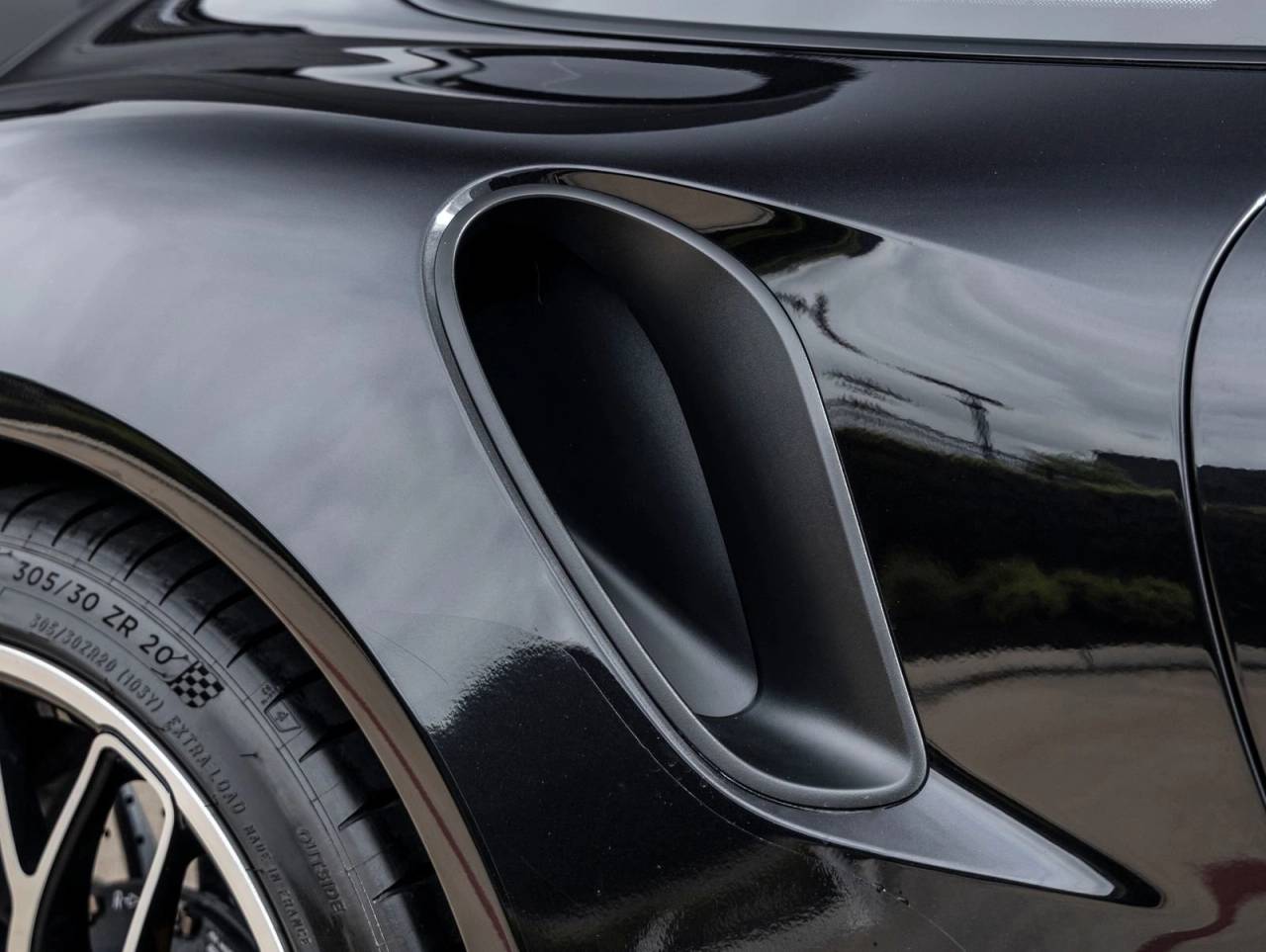 2014 Porsche 911 911 Turbo S Coupe