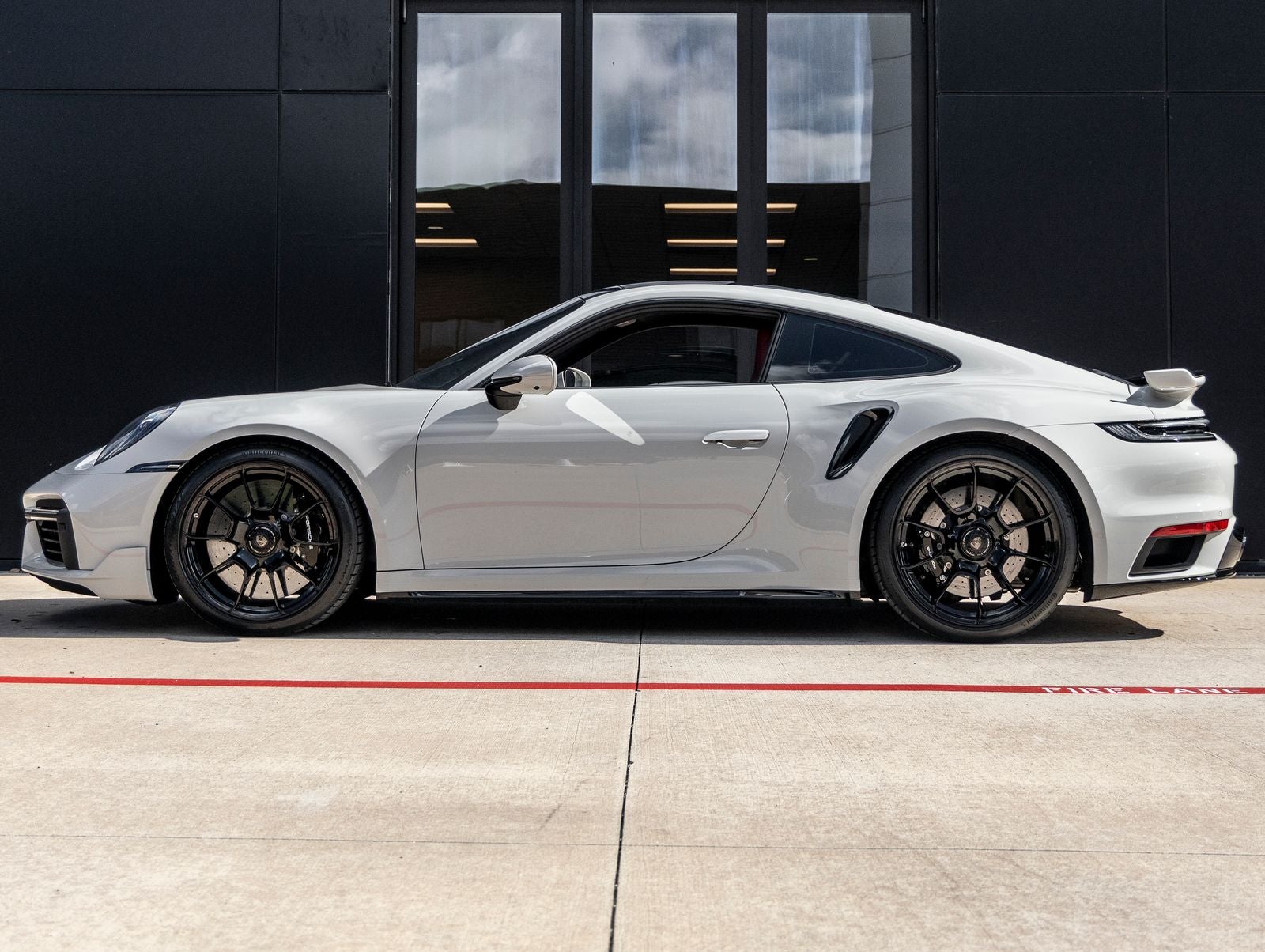 2024 Porsche 911 Turbo S