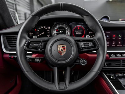2024 Porsche 911 Turbo S