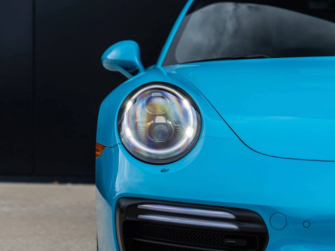 2017 Porsche 911 911 Turbo S