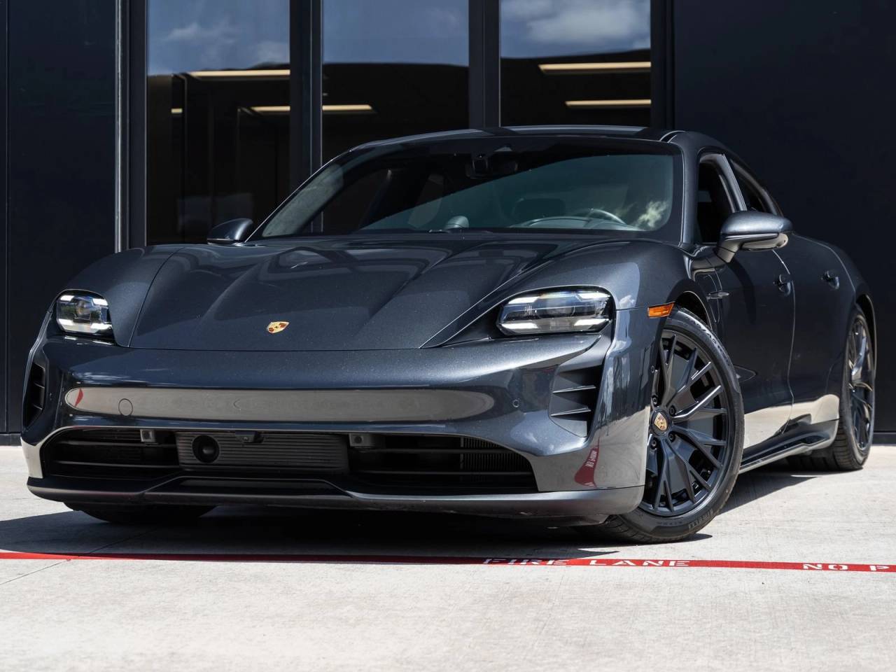 2022 Porsche Taycan Taycan GTS (MY22)