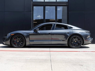 2022 Porsche Taycan Taycan GTS (MY22)