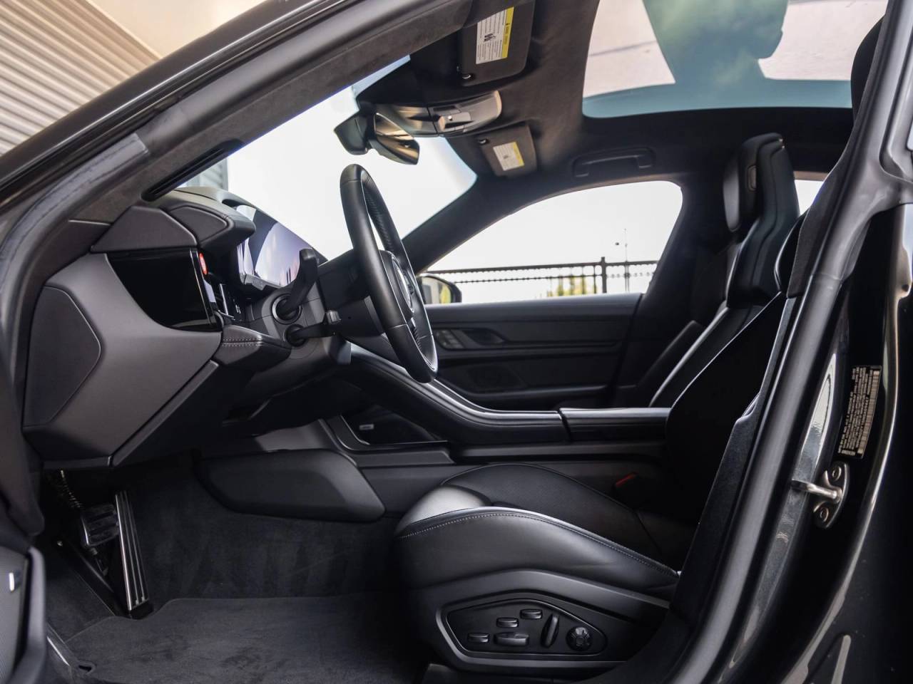 2022 Porsche Taycan Taycan GTS (MY22)