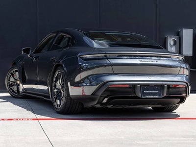 2022 Porsche Taycan Taycan GTS (MY22)