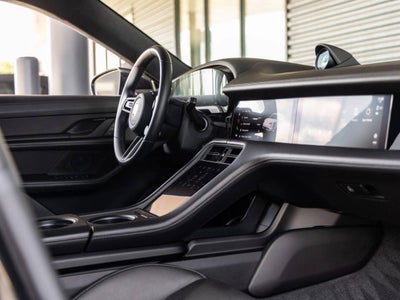 2022 Porsche Taycan Taycan GTS (MY22)