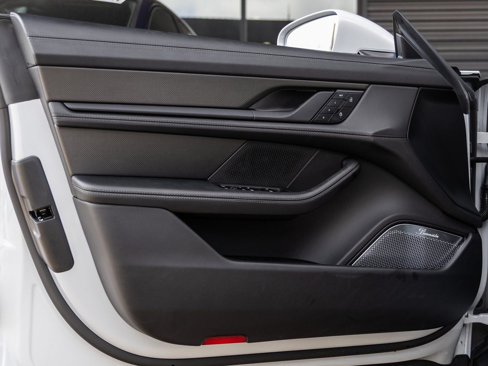 2025 Porsche Taycan Taycan GTS