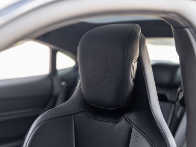 2025 Porsche Taycan Taycan GTS