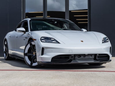 2025 Porsche Taycan Taycan GTS