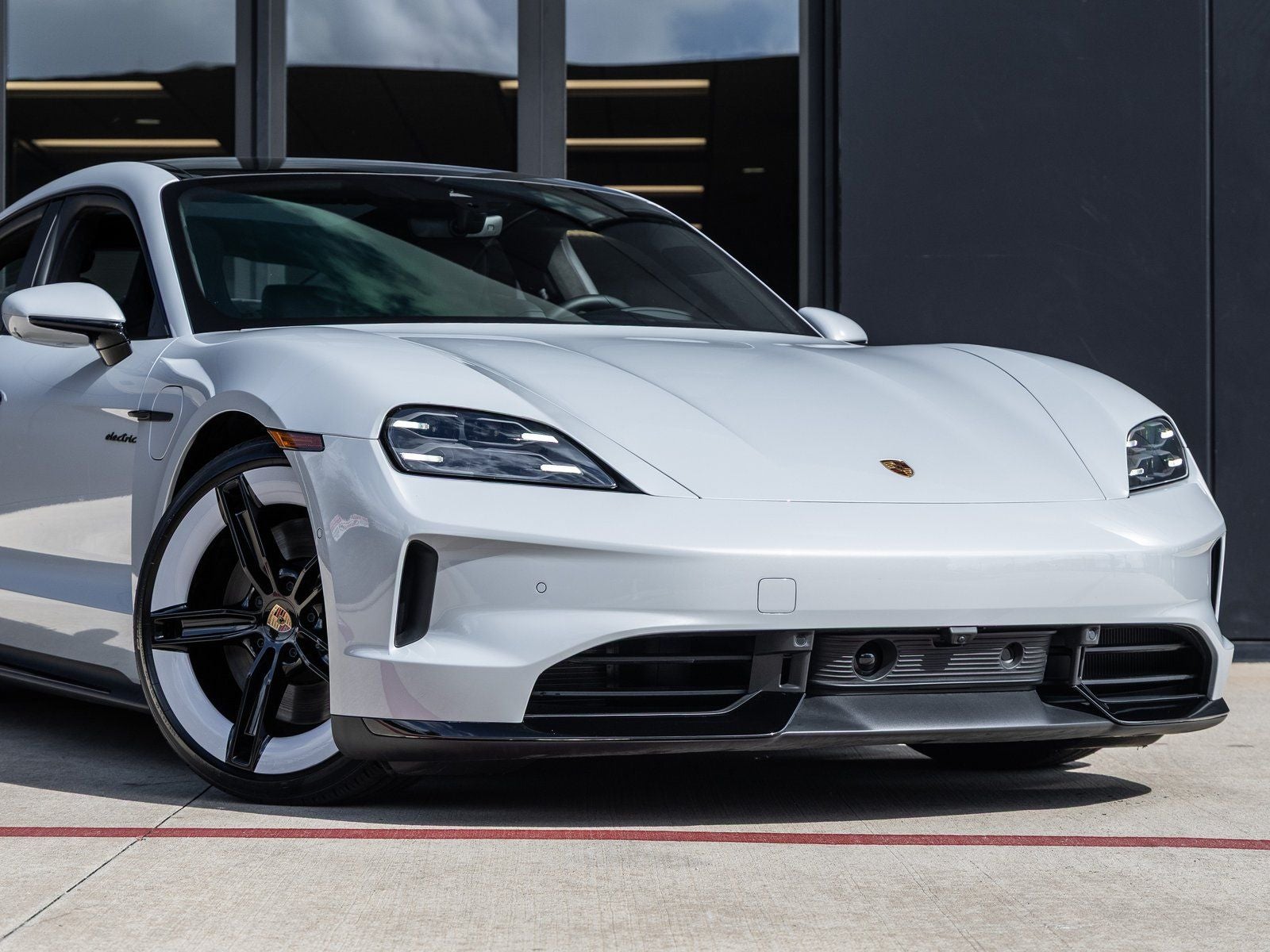 2025 Porsche Taycan Taycan GTS