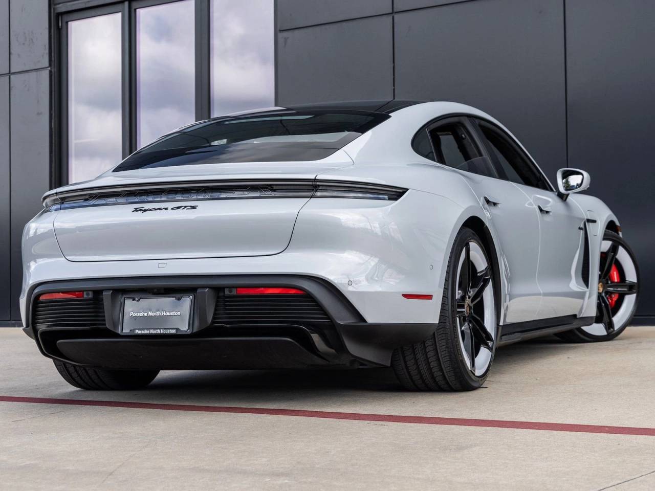 2025 Porsche Taycan Taycan GTS