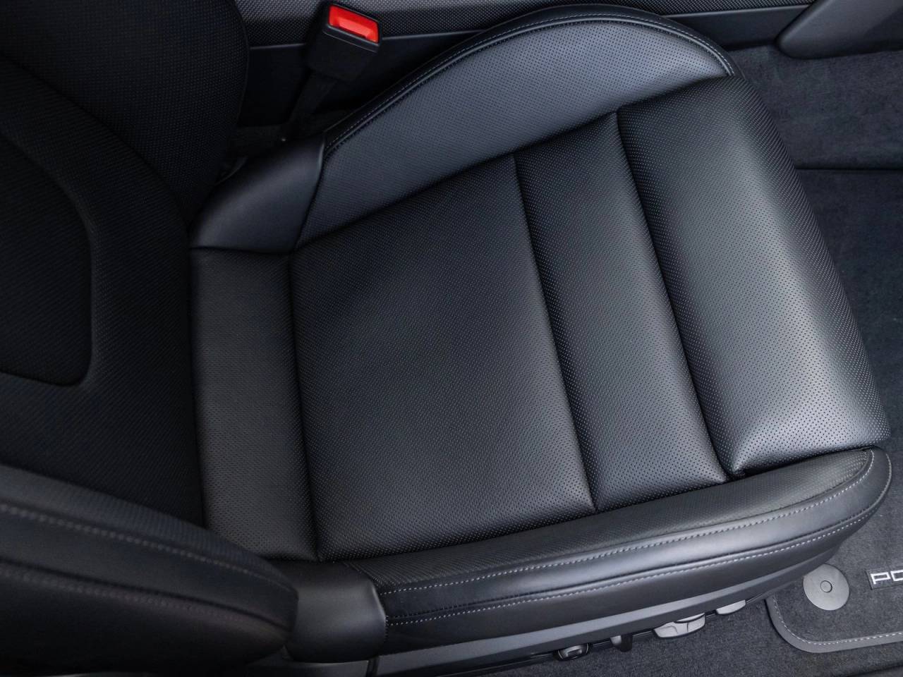 2025 Porsche Taycan Taycan GTS