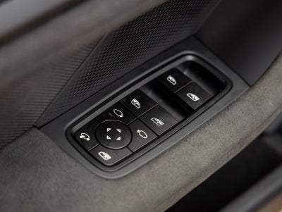 2025 Porsche Taycan Taycan GTS