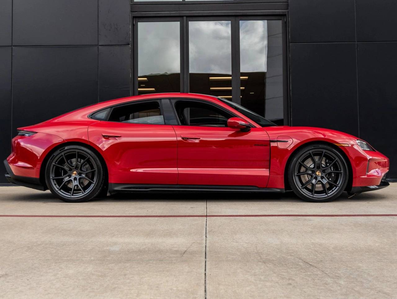 2025 Porsche Taycan Taycan GTS