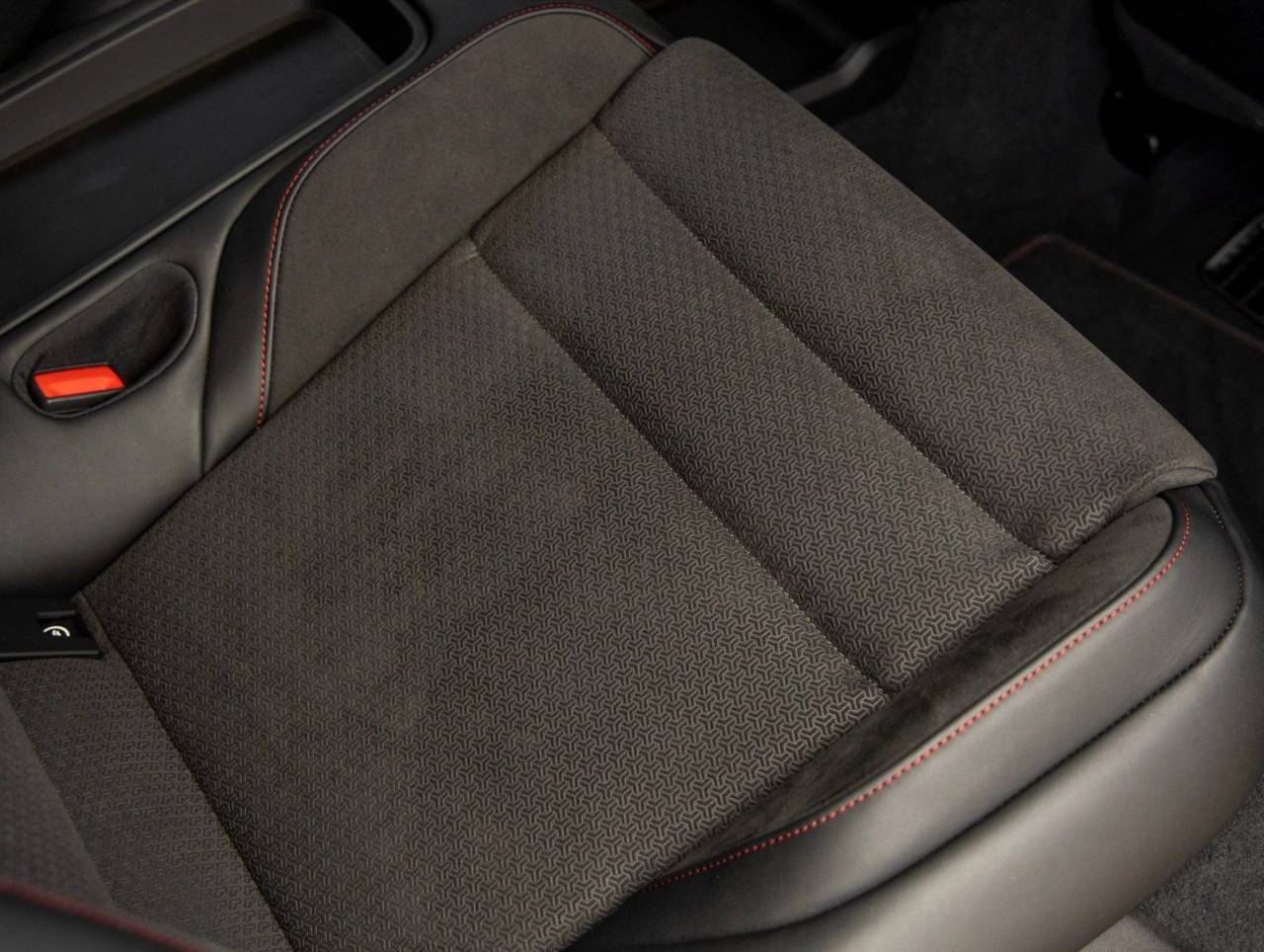 2025 Porsche Taycan Taycan GTS