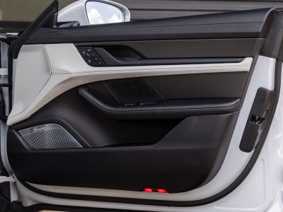 2024 Porsche Taycan Taycan GTS (MY24)