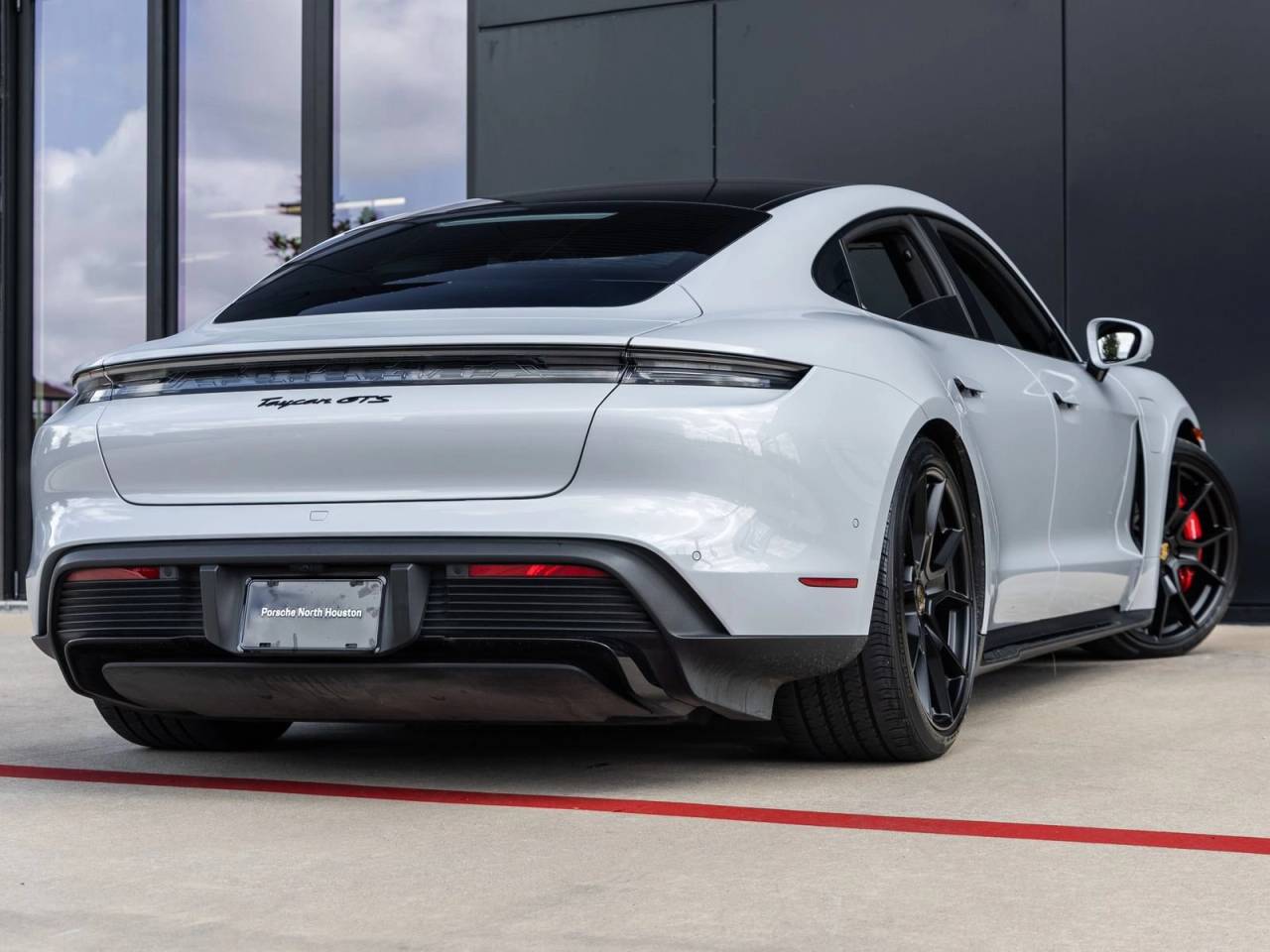 2024 Porsche Taycan Taycan GTS (MY24)