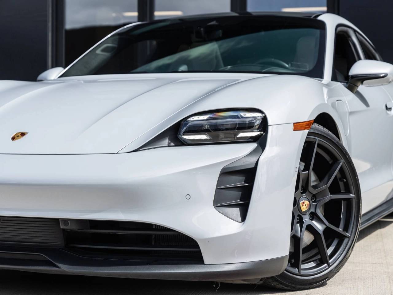 2024 Porsche Taycan Taycan GTS (MY24)