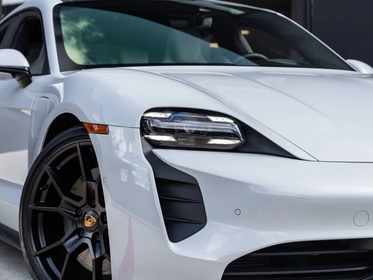 2024 Porsche Taycan Taycan GTS (MY24)