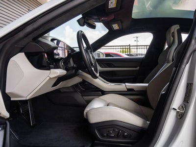 2024 Porsche Taycan Taycan GTS (MY24)