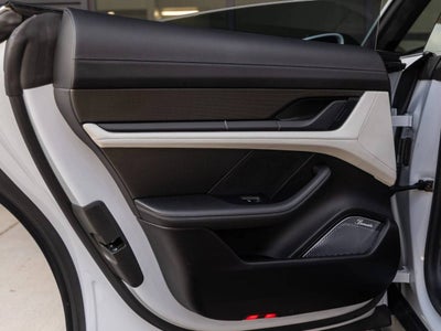 2024 Porsche Taycan Taycan GTS (MY24)