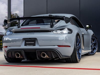 2024 Porsche 718 Cayman GT4 RS