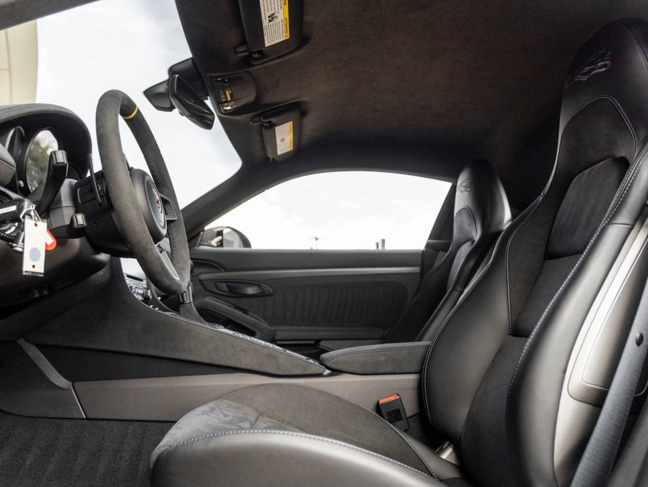 2024 Porsche 718 Cayman GT4 RS