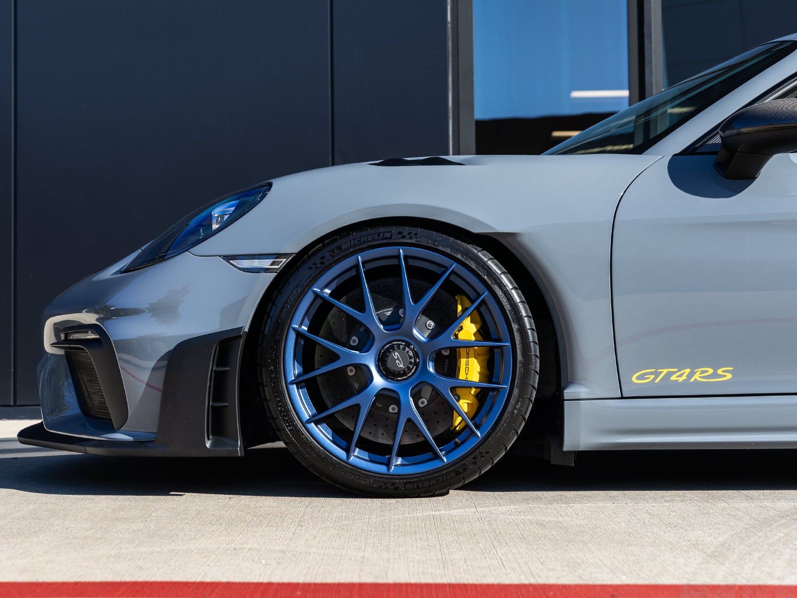 2023 Porsche 718 718 Cayman GT4 RS