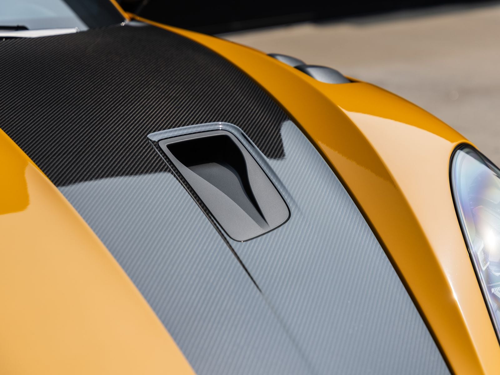 2025 Porsche 718 718 Cayman GT4 RS