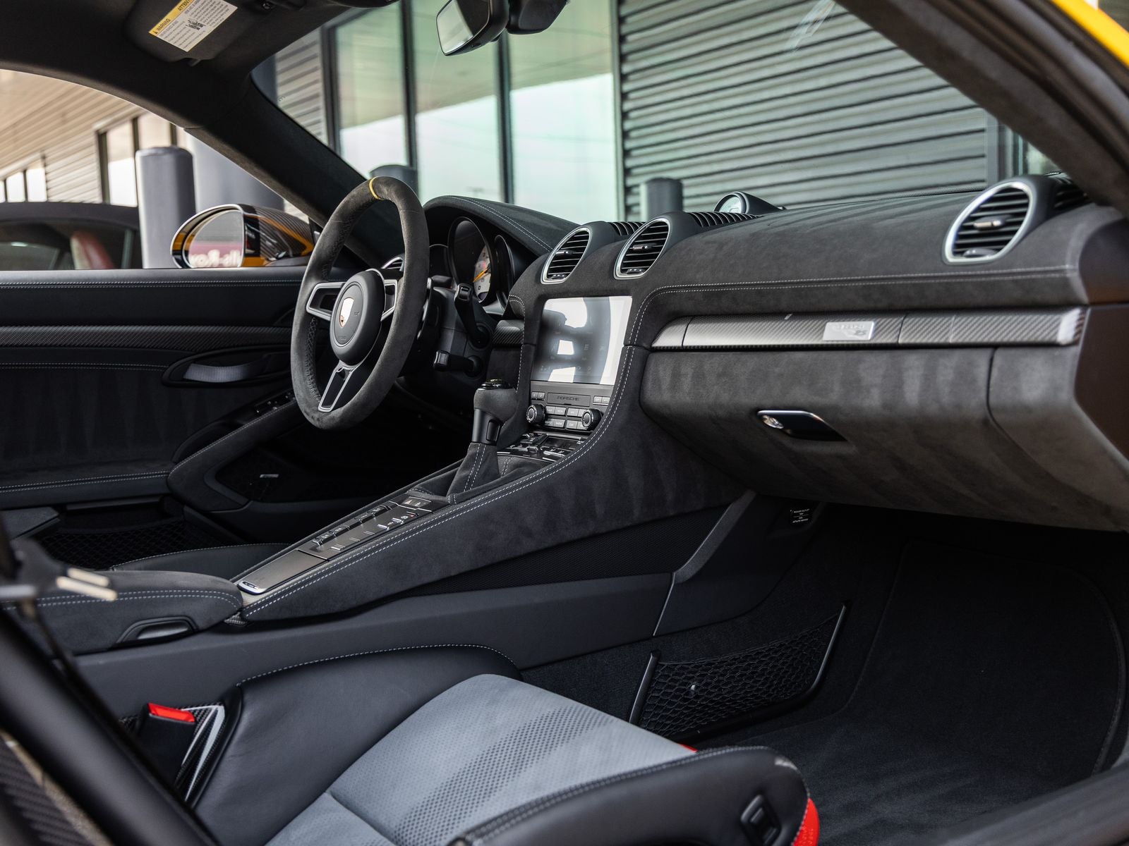 2025 Porsche 718 718 Cayman GT4 RS
