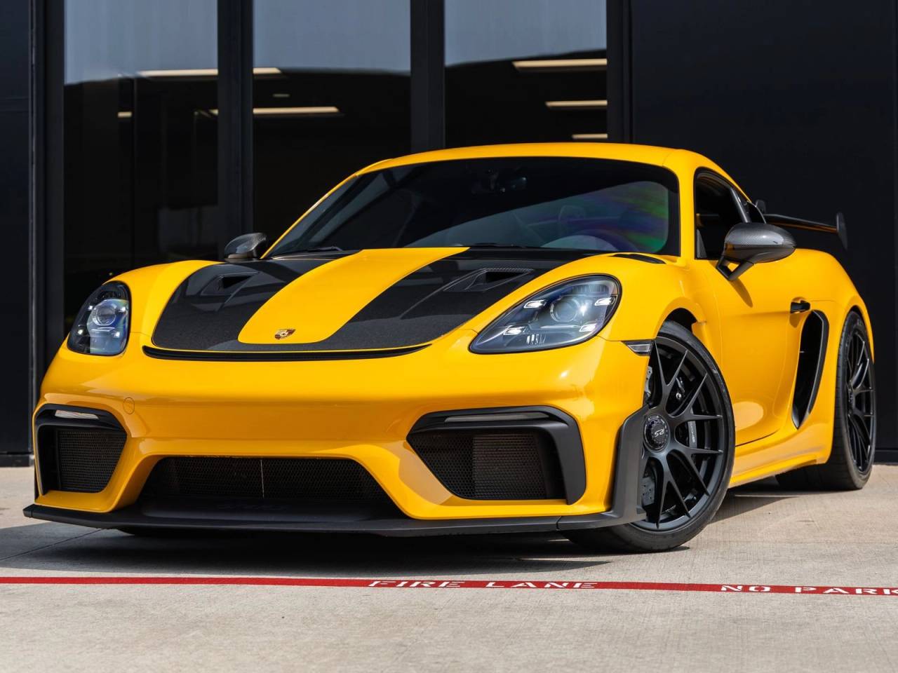 2025 Porsche 718 718 Cayman GT4 RS