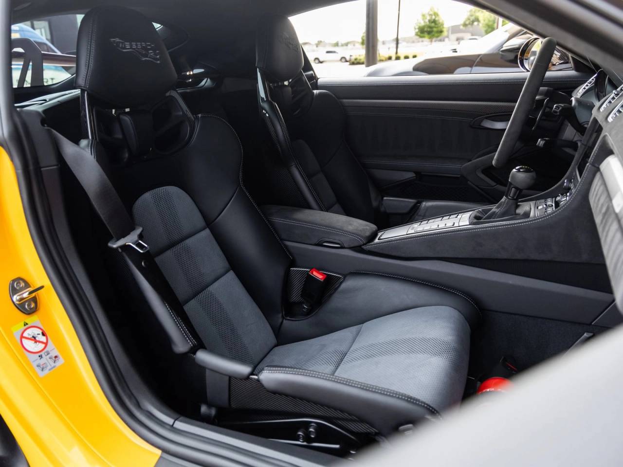 2025 Porsche 718 718 Cayman GT4 RS