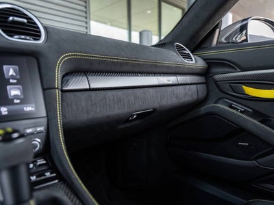 2025 Porsche 718 Cayman GT4 RS