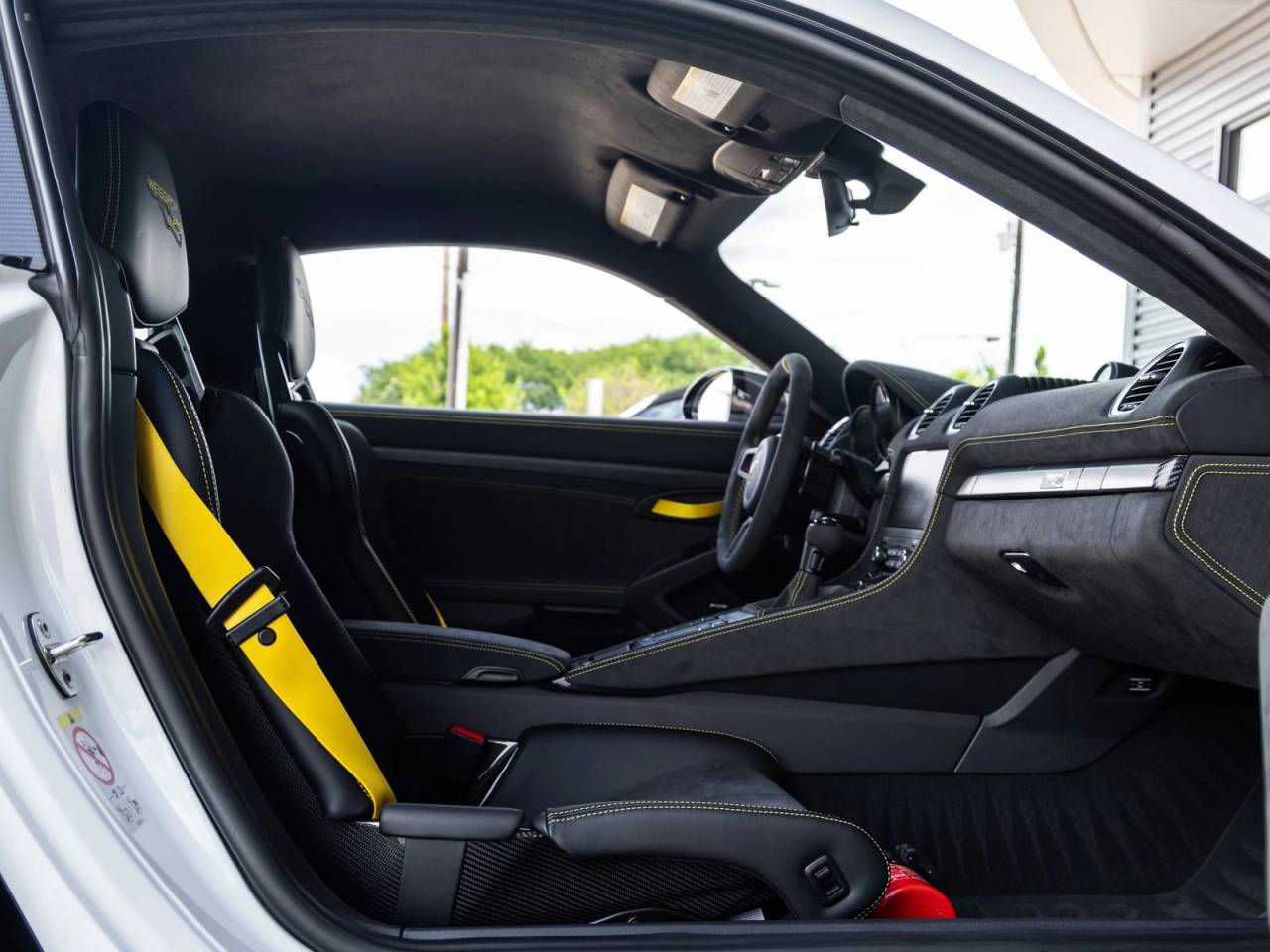 2025 Porsche 718 Cayman GT4 RS