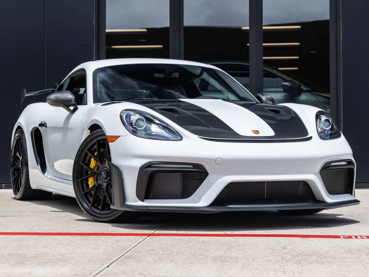2025 Porsche 718 Cayman GT4 RS