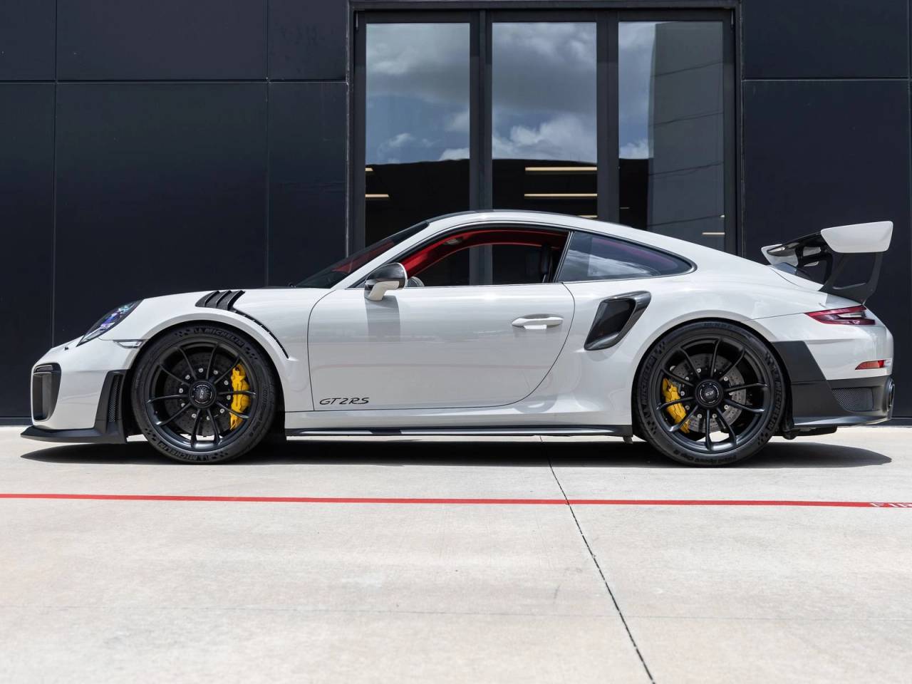 2019 Porsche 911 911 GT2 RS