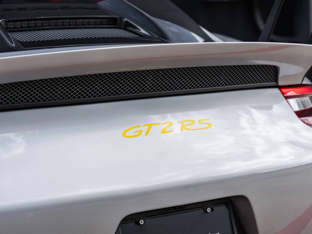 2018 Porsche 911 911 GT2 RS