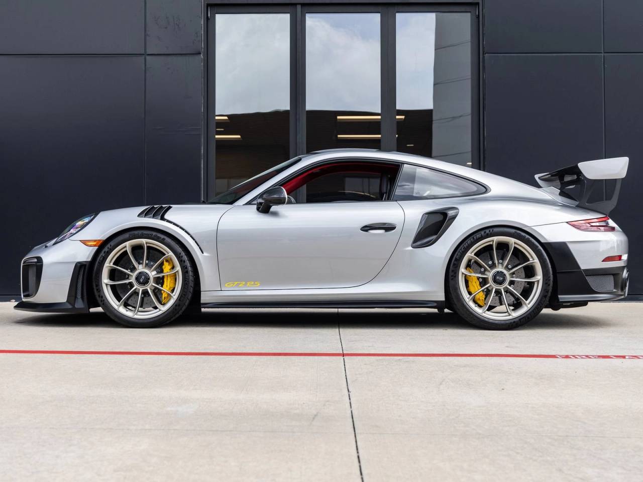 2018 Porsche 911 911 GT2 RS