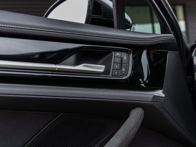 2026 Porsche Panamera E-Hybrid Panamera 4 E-Hybrid