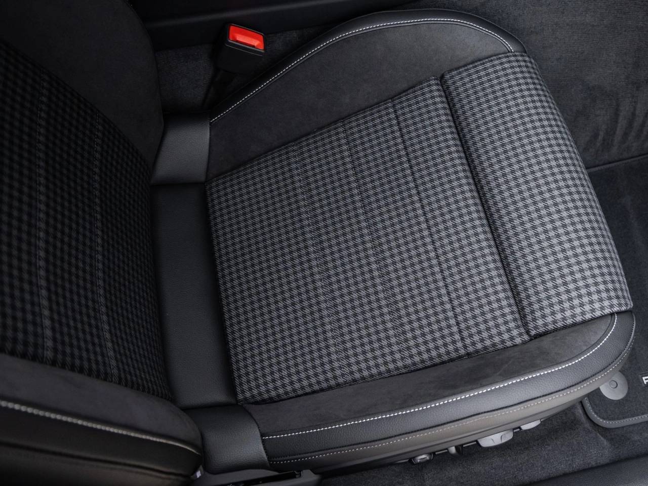 2026 Porsche Panamera E-Hybrid Panamera 4 E-Hybrid