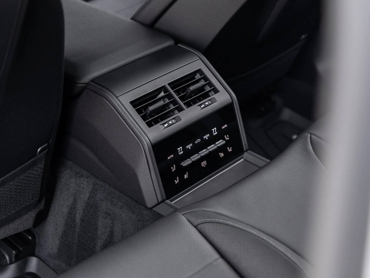 2026 Porsche Panamera E-Hybrid Panamera 4 E-Hybrid