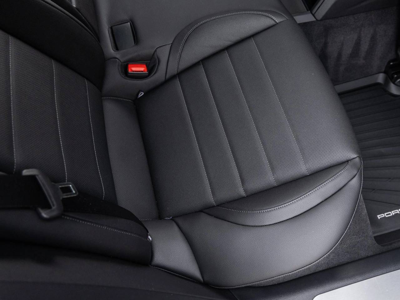 2026 Porsche Panamera E-Hybrid Panamera 4 E-Hybrid