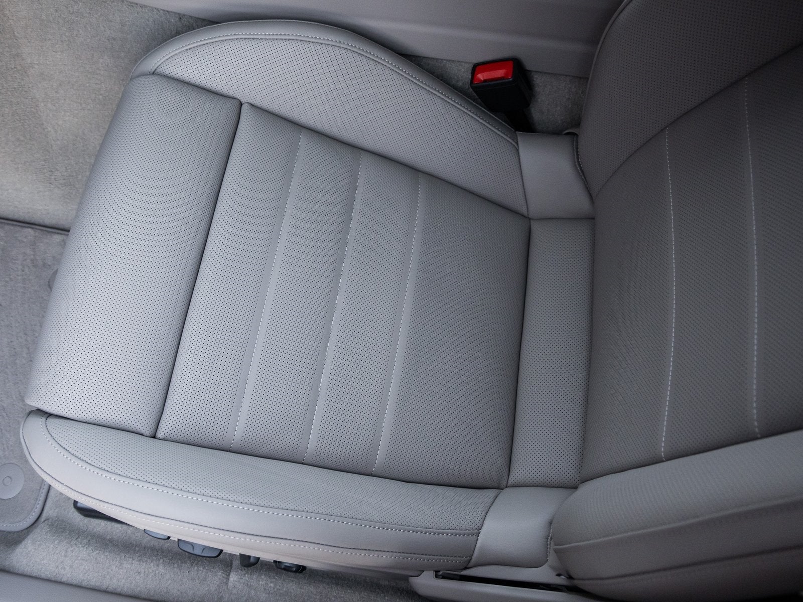 2026 Porsche Panamera E-Hybrid 4