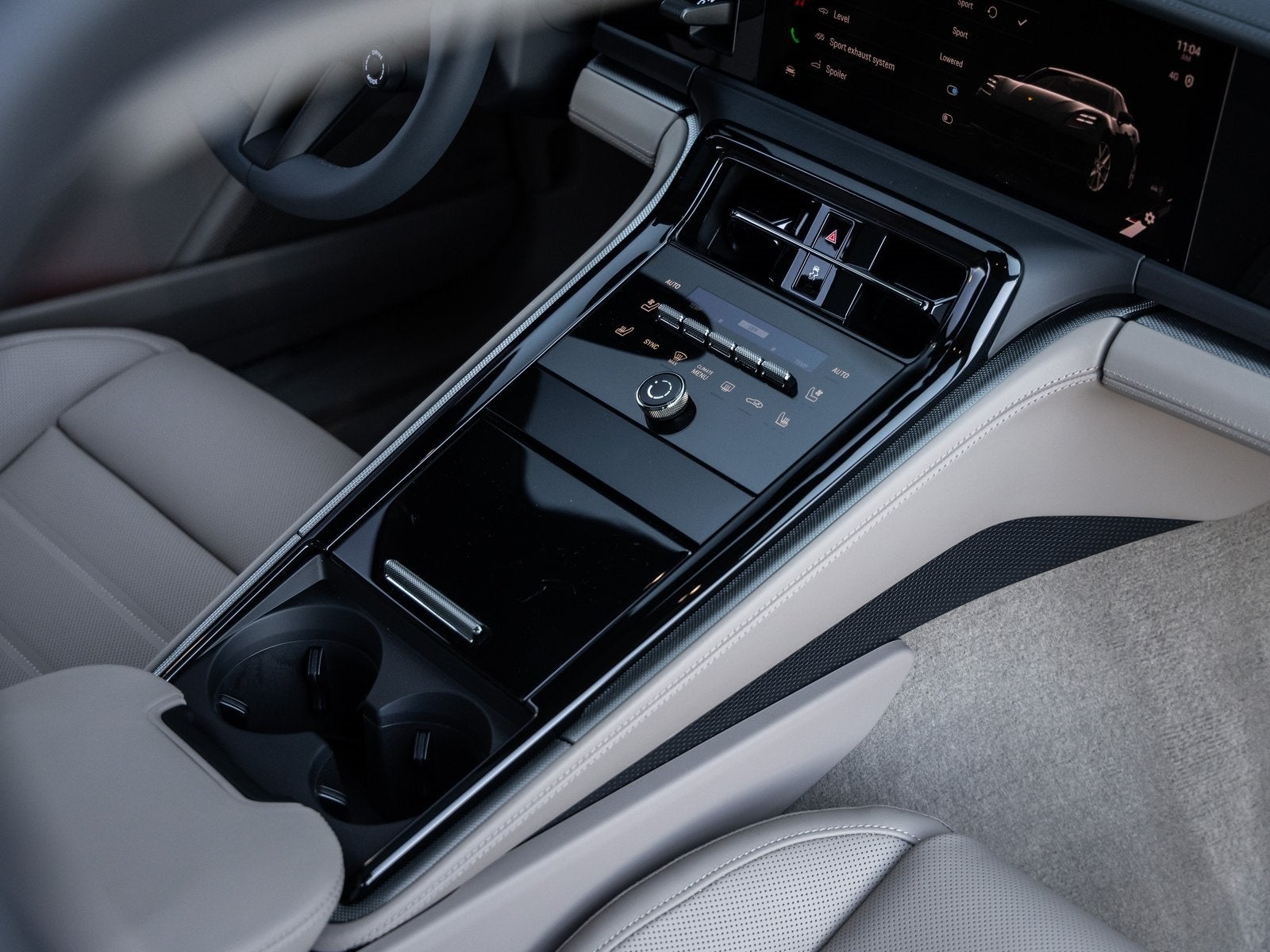 2026 Porsche Panamera E-Hybrid 4