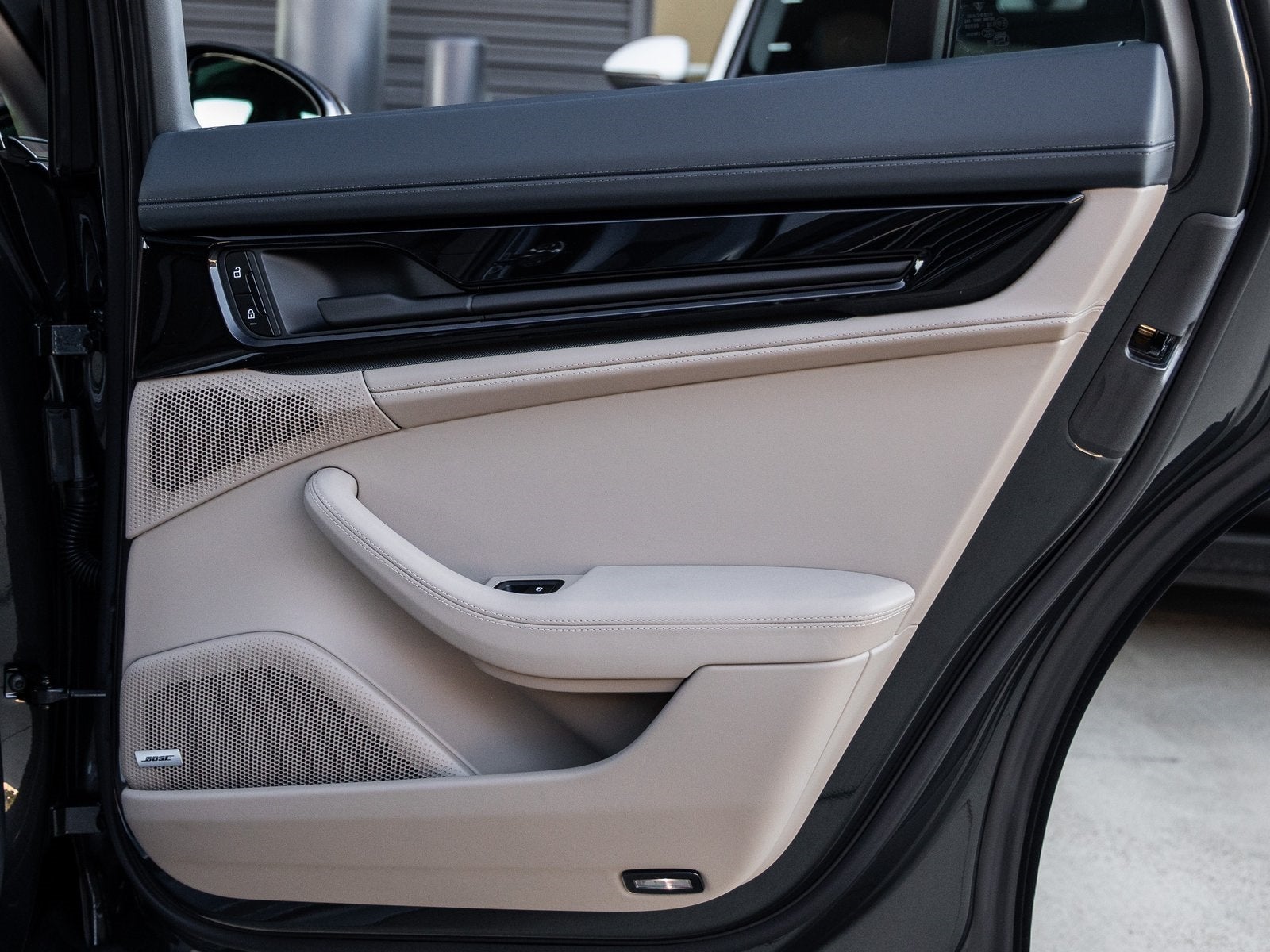 2026 Porsche Panamera E-Hybrid 4