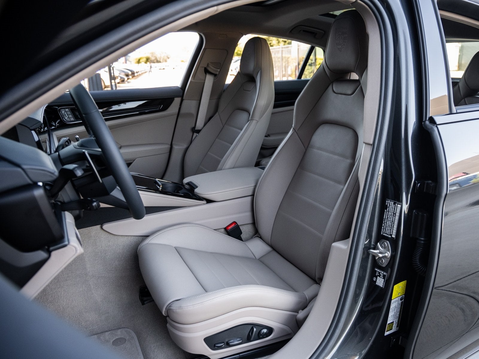 2026 Porsche Panamera E-Hybrid 4