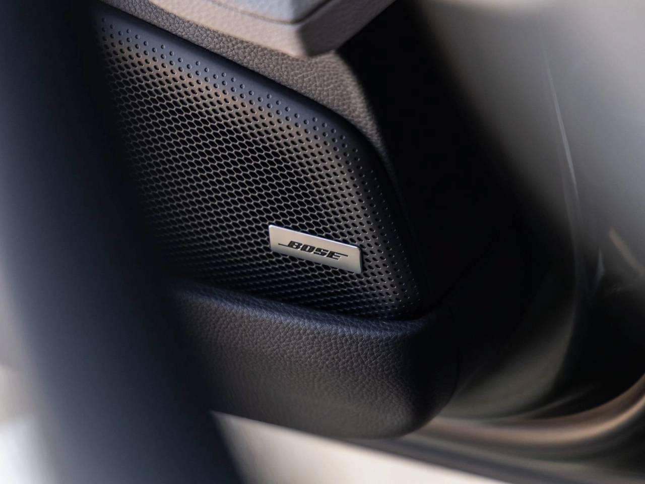 2025 Porsche Panamera Panamera 4 E-Hybrid