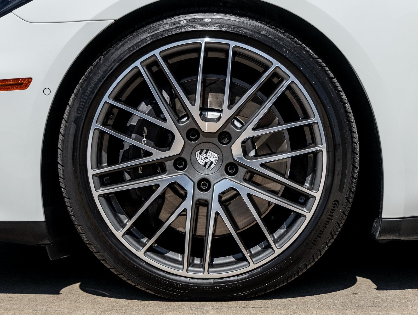 2025 Porsche Panamera E-Hybrid 4