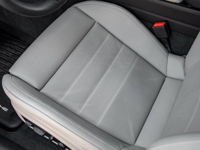 2025 Porsche Panamera E-Hybrid 4